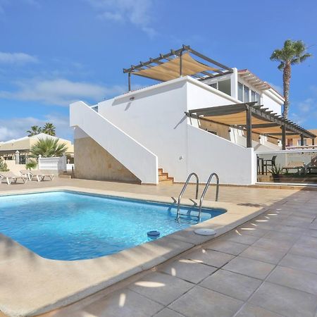 Residencia Lena Apartment Corralejo Exterior photo