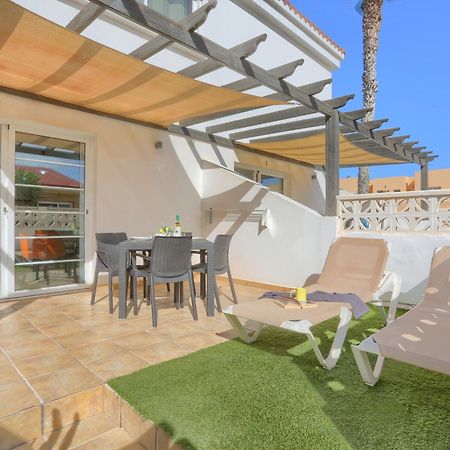 Residencia Lena Apartment Corralejo Exterior photo
