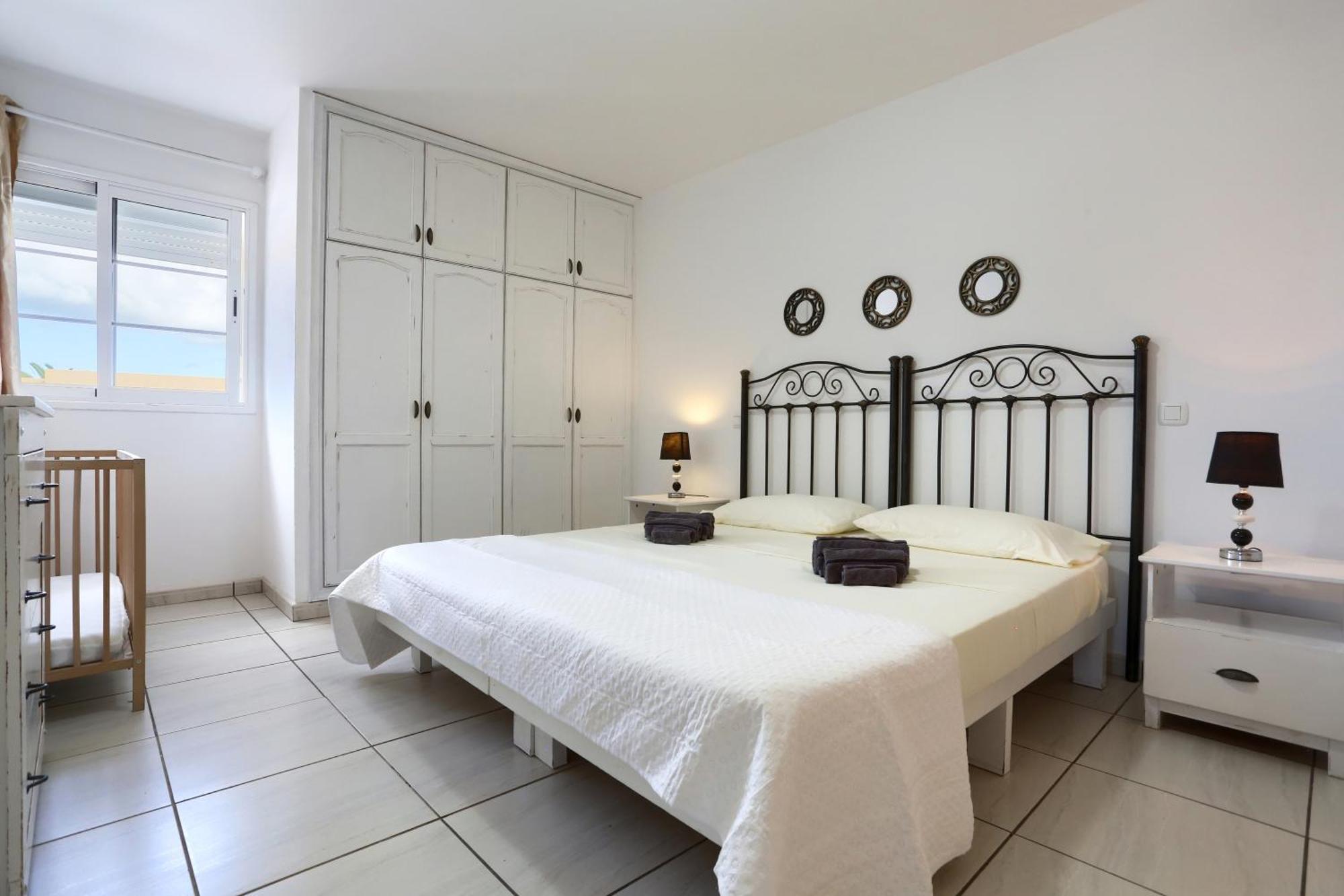 Residencia Lena Apartment Corralejo Exterior photo