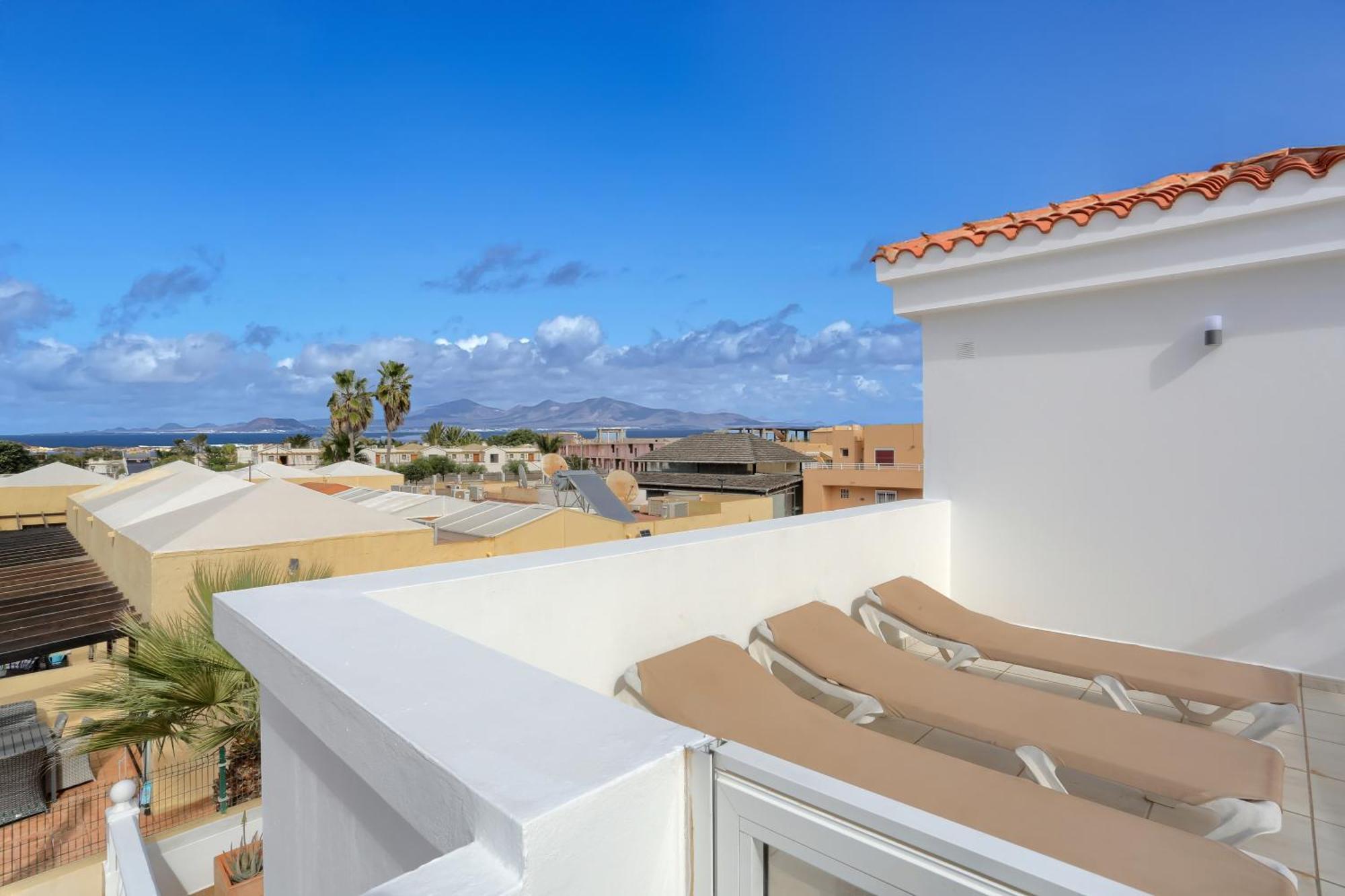 Residencia Lena Apartment Corralejo Exterior photo