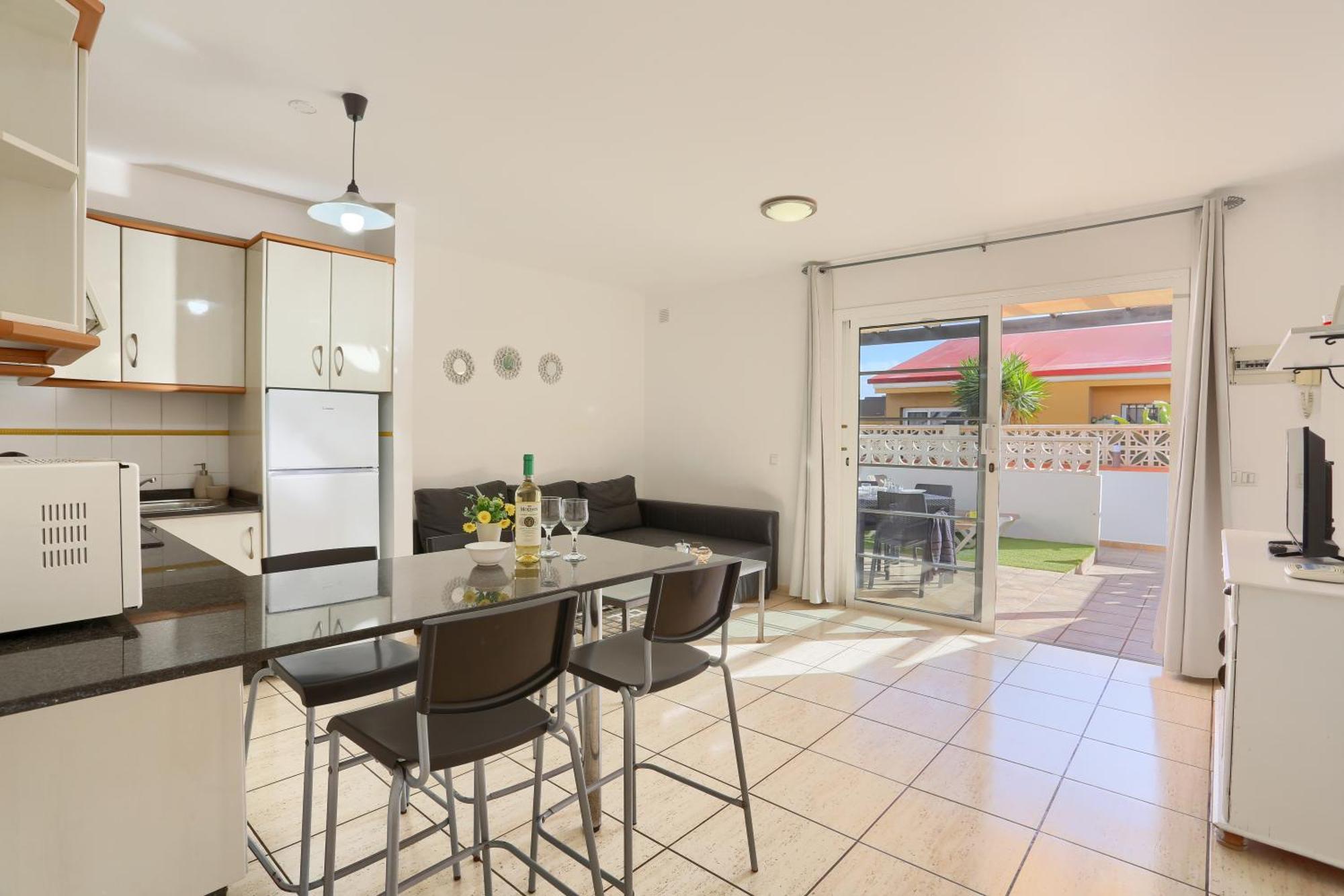 Residencia Lena Apartment Corralejo Exterior photo