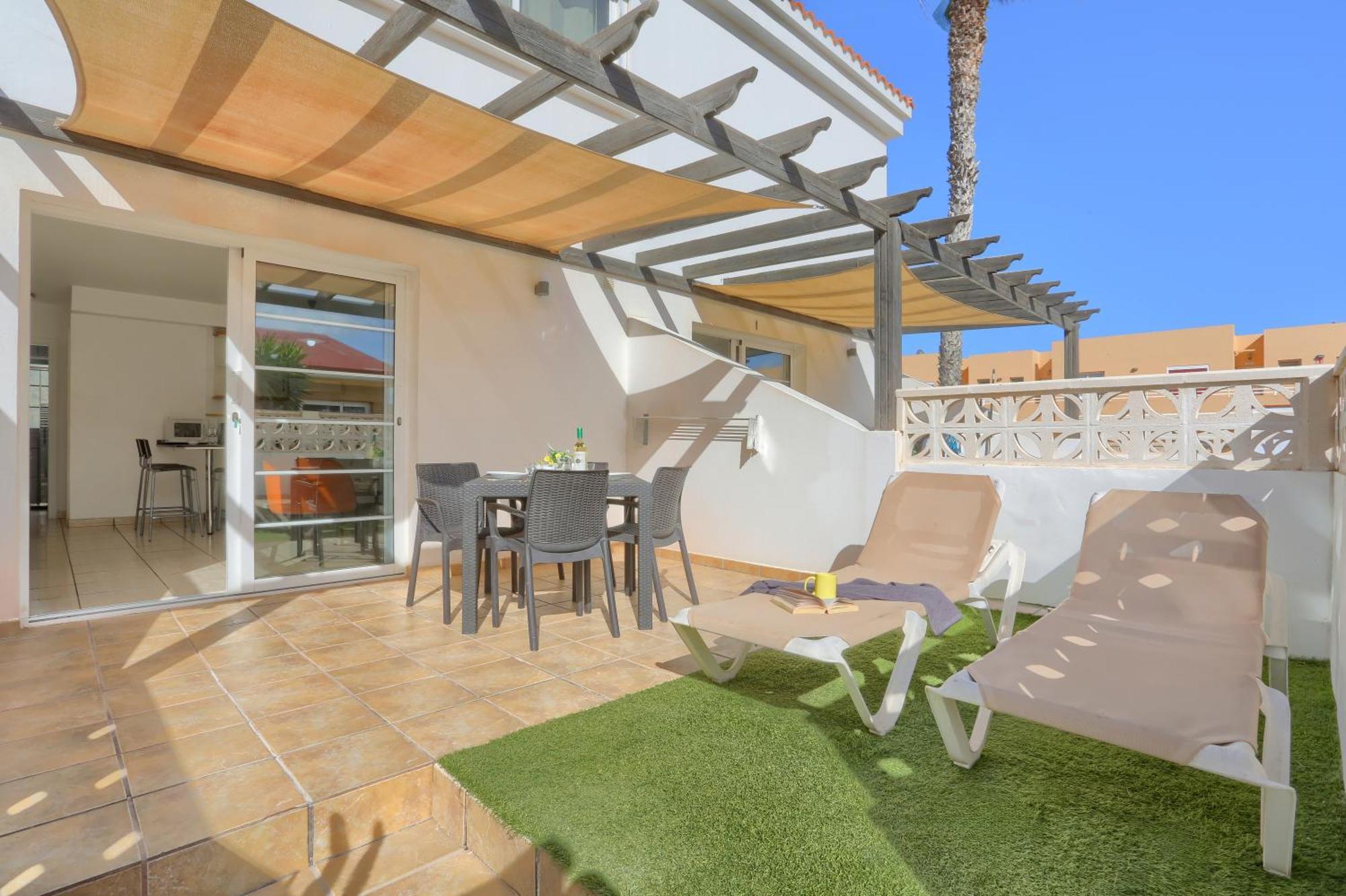 Residencia Lena Apartment Corralejo Exterior photo