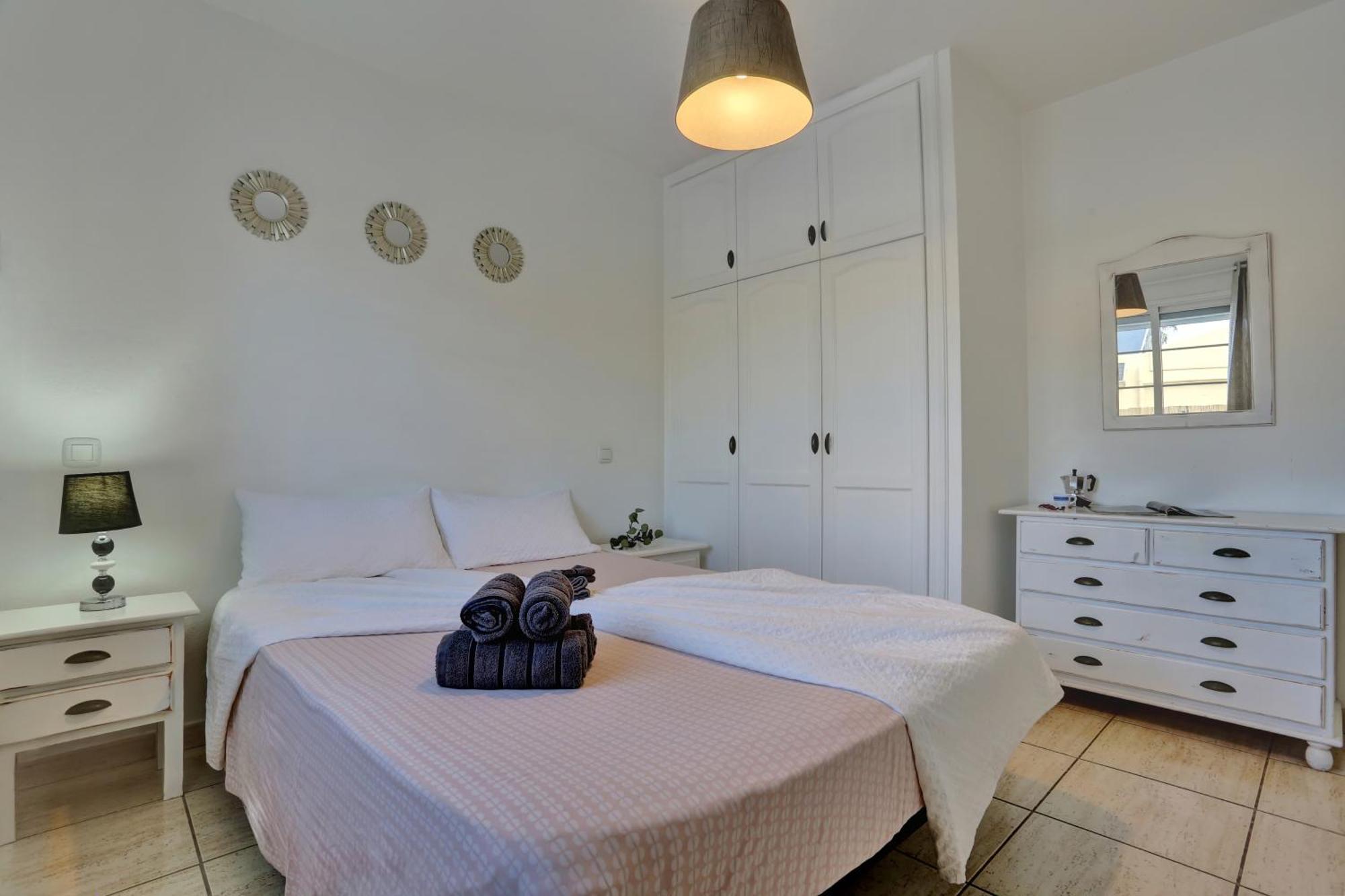 Residencia Lena Apartment Corralejo Exterior photo